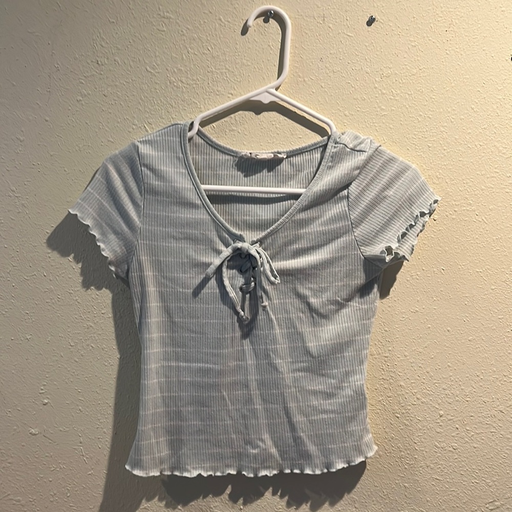 Blue croped white striped T-shirt v-neck